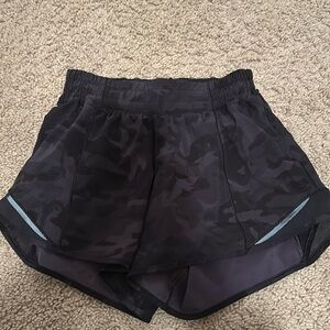 Lululemon hotty hot shorts